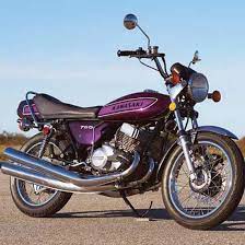 Heavy Metal 1975 Kawasaki H2 Mach Iv 750 Classic Japanese Motorcycles Motorcycle Classics Kawasaki H2 Kawasaki Bikes Japanese Motorcycle