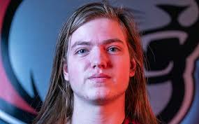 Anna Maria student's passion for gaming takes eSports team to new heights