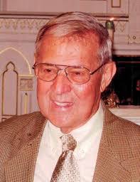 Mike Vinckier's Instagram, Twitter & Facebook