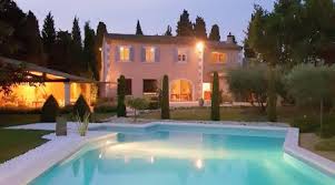 La maison d'hôtes dar infiane vous propose ses chambres d'hôtes pour passer des vacances exeptionnelles et ideales au sud maroc. Chambres D Hotes De Charme Provence Alpes Cote D Azur France