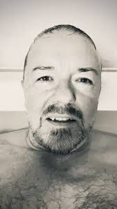 @rickygervais's video Tweet