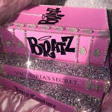 You can also upload and share your favorite bratz wallpapers. 108 Images About Bratz On We Heart It See More About Bratz Doll And Aesthetic