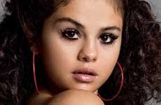 Vanessa Hudgens en CosmoGirl [Agosto]