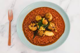 Ninja foodi 2 basket air fryer. Vegan Bolognaise Sauce With Textured Vegetable Protein And Oven Baked Potatoes Stock Image Image Of Sauce Based 169972605