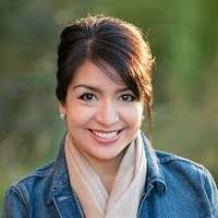 Sandra Velarde's Instagram, Twitter & Facebook