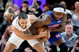 Cavs owner Dan Gilbert sends 400 fans to Detroit for Game 5 - cleveland.com