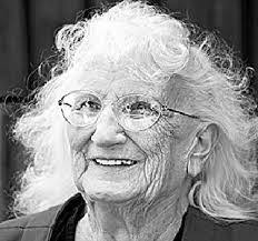 Roberta Cummings's Instagram, Twitter & Facebook