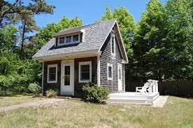 Rustic To Ritzy Homes Under 500 Square Feet Small Cabin Plans Tiny Cottage House