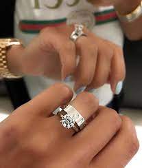 Love This Idea Belles Bagues De Fiancailles Bague De Fiancailles Et Alliance Bagues De Fiancailles Solitaire