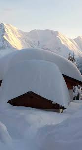 Het heeft grenzen met frankrijk in het westen, italië in het zuiden, oostenrijk en liechtenstein in het oosten en duitsland in het noorden. Weerwoord Veel Sneeuw In Zwitserland