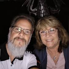 Hi everyone, I exclusively use CarPlay and GoogleMaps because of the  traffic data and nice satellite view. Even though GoogleMaps is set as the  default app