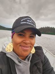 Found a few pretties today 🧡🤍 🌊