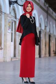 Pinar Sems Kirmizi Kalem Etek Modameyra Da Muslim Women Fashion Latest African Fashion Dresses Muslimah Fashion
