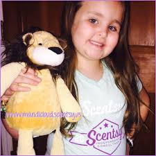 Mandi Cloud, Independent Scentsy Consultant