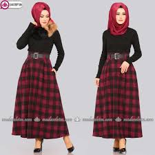 Modaselvim Kemerli Ekose Etek Modelleri Moda Tesettur Giyim Moda Stilleri Moda Etek Modelleri