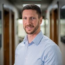 Laura Deady's Instagram, Twitter & Facebook