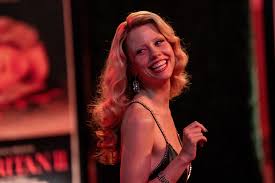 Mia Goth – FILMGENUSS