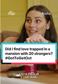 ¿Encontré el amor en una mansión con 20 desconocidos?