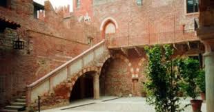 Verona Casa Di Romeo Verona Monumenti Verona Italia