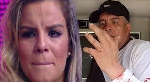 Papá de Alejandra Baigorria se accidentó durante carrera de motos y ella se  alarma: "Se rompió el dedo" | El Popular