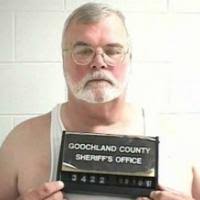 Correctional officer gets 30 days for wallet theft