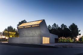 Stark Concrete Funeral Home By Salas Architecture Design Tilts Up Towards The Sun Architecture Architecture Design Architecture Exterior