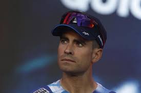 Mikel Landa abandonne dès la première étape du Giro après une violente  chute dans le final