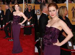 Amy adams in a red floral dress goes shopping for sushi and veggies in beverly hills. Celebrity Prom Inspiration 2009 Amy Adams In Giambattista Valli Celebrity Prom Dresses Zimbio