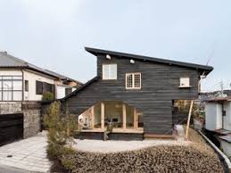 Artisans of the orient first developed and modified this technique over time so it is essential to call this a japanese wood technique. 10 Striking Homes Featuring The Japanese Art Of Shou Sugi Ban Dwell
