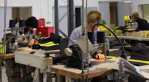 La forêt des rêves bleus, ou à la masse, au choix date d'inscription : Nouveau Une Formation Cap Metiers De La Mode A Bedarieux Grandorb Fr