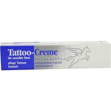 Det er en specielt sammensat tatoveringscreme der hjælper med at styrke huden og hurtigt regenerere dens overfladelag. Tattoo Creme Pegasus Pro Pzn 8917459 Struwwelpeter Apotheke