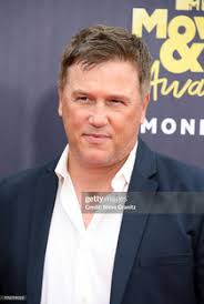 Lochlyn Munro (12 de Fevereiro de 1966)