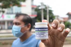 Used since 1980s, the drug is mainly used in creams and lotions for head lice. D5gui30 H55gum