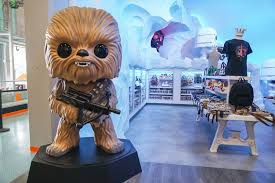 Funko Hq Tips For A Fun Seattle Family Activity In Everett Wa Kid Friendly Vacation Destinations Family Activities Funko