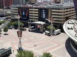 VGK Fans Eyeing Home Ice Gentlemen's Sweep