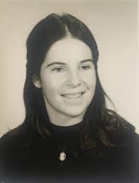 Elizabeth Beardsley's Instagram, Twitter & Facebook