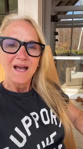 Mel Robbins