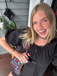 Hi! I'm 22 years old starting medicine in NUIG this September and looking  for accommodation near the college. Any leads would be greatly appreciated. 