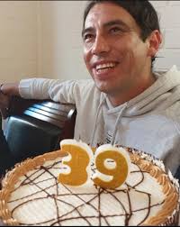 LAMENTO INFORMAR MUY TRISTE, QUE A FALLECIDO EN LA TARDE DE HOY DOMINGO 8  DE SEPTIEMBRE NUESTRO VECINO Y GRAN DEPORTISTA HERNAN RODRIGO CABELLO ( EL  MONO ) Q.E.P.D.