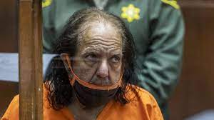 Acusan al actor porno Ron Jeremy de abusar sexualmente de 21 mujeres -  elDiarioAR.com