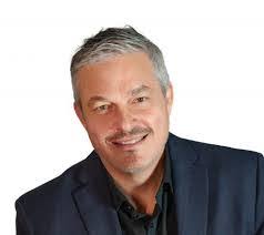 Jocelyn Michaud's Instagram, Twitter & Facebook