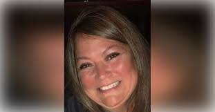 Kara Andrew's Instagram, Twitter & Facebook