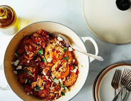 You're doing your best to beat the heat this summer&mdash;shouldn't your containers do the same? The 25 Best Things To Cook When You Get A Dutch Oven
