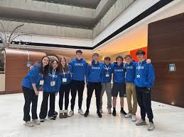 Last month, our Advanced Entrepreneurship students had an incredible  experience at the Createur Conference and Pitch Competition hosted by  Olivet Nazarene University. Our team presented their startup, Premier FC, a  turf soccer