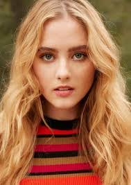 Robin Keene's Instagram, Twitter & Facebook