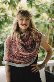 The ribbing in the pattern gives the shawl a really nice squish with an amazing drape. Colour Combinations For Beautiful Shawls Loopknitlounge