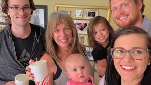 Kasey Caudill's Instagram, Twitter & Facebook