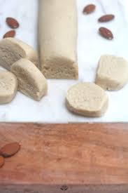 Pate D Amandes Maison Recettes Et Utilisations Recette Pate D Amande Recette Bonbon Amande