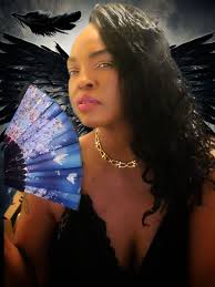 hi everyone! new to group! hoping to get some of you beautiful people to  vote for me in my contest! I'm in semi finals! thanks so much!! 💜