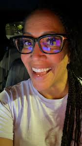 Day 1 This girl right here? She fell out of the workout groove because she  didn't stay committed to her goals while traveling. She failed to write her  goals down so they